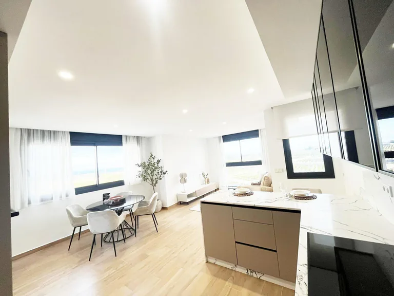 Villas de nueva construcción con piscina privada en La Finca Golf Algorfa, Costa Blanca Sur
