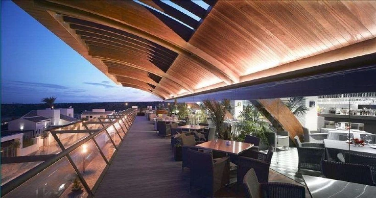 Unit NV-101107 — Elegantes adosados de una planta con piscina privada en Peraleja Golf Resort - Costa Cálida