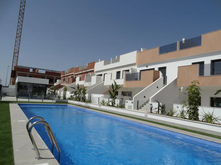 Bungalows de Obra Nueva con Solárium o Jardín en Pilar de la Horadada