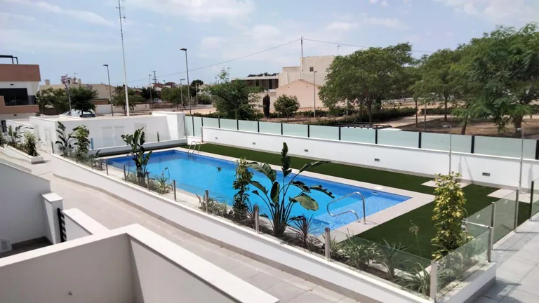 Bungaló en planta alta NV-101154 — foto 4