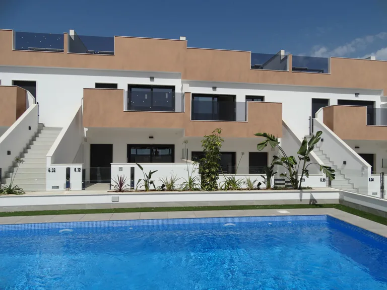 Bungaló en planta alta NV-101154 — foto 35