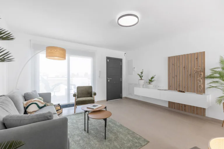 Modernas casas adosadas con solárium y sótano en Rafal, Alicante