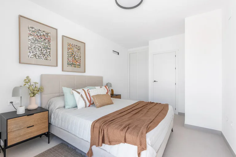 Modernas casas adosadas con solárium y sótano en Rafal, Alicante