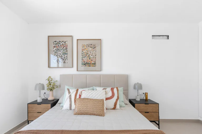 Modernas casas adosadas con solárium y sótano en Rafal, Alicante