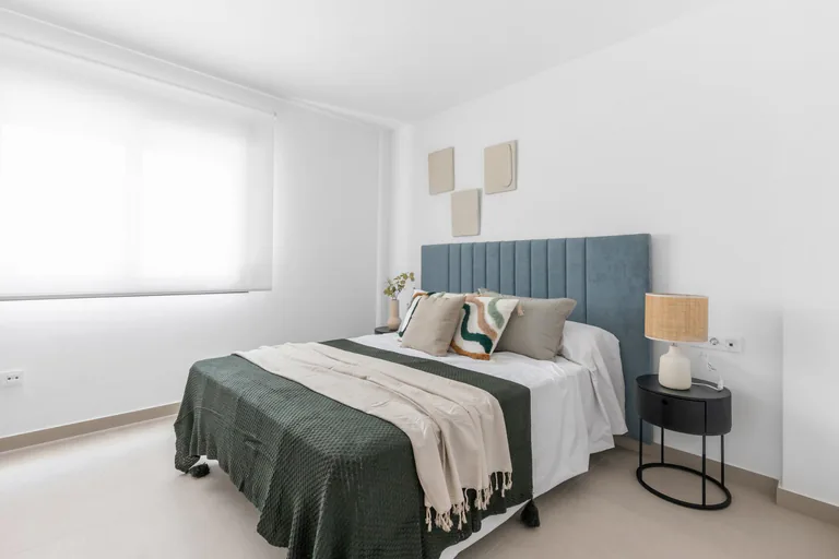 Modernas casas adosadas con solárium y sótano en Rafal, Alicante