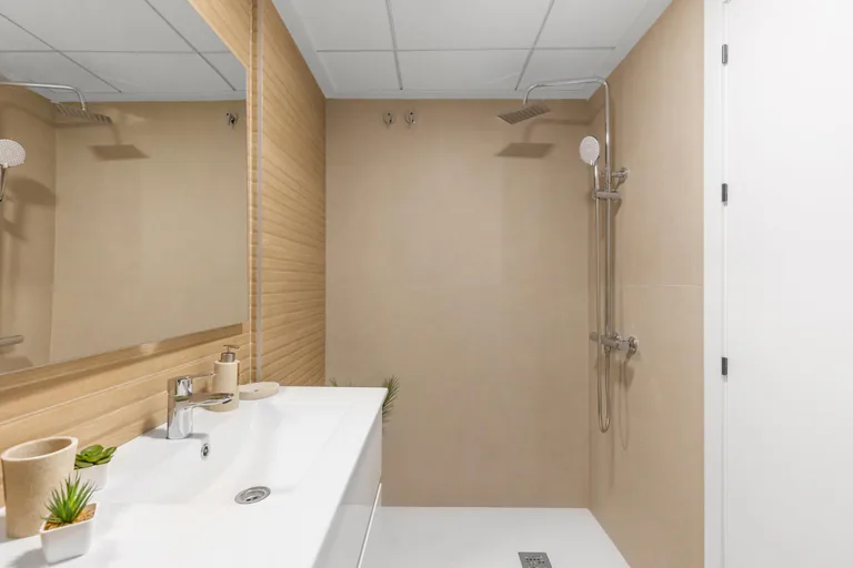 Modernas casas adosadas con solárium y sótano en Rafal, Alicante
