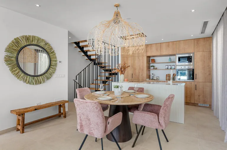 Villas adosadas y pareadas de nueva construcción en Dolores, Alicante
