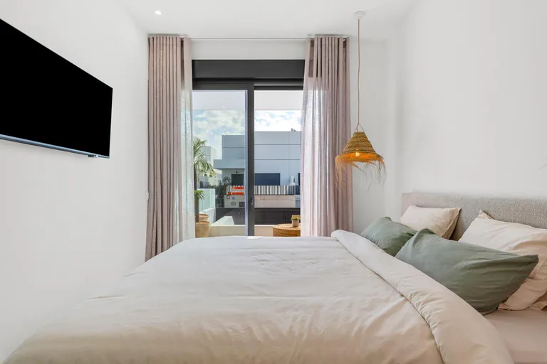 Villas adosadas y pareadas de nueva construcción en Dolores, Alicante