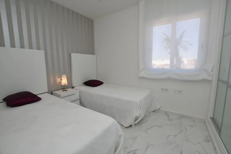 Bungaló en planta baja NV-101417 — foto 12