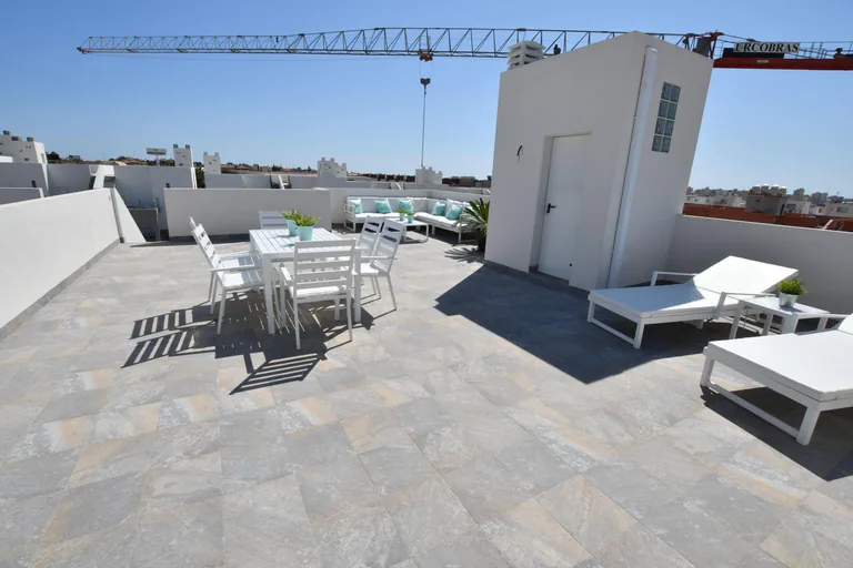 Bungaló en planta alta NV-101418 — foto 14