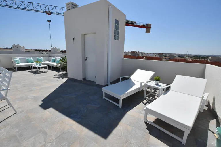 Bungaló en planta alta NV-101419 — foto 12