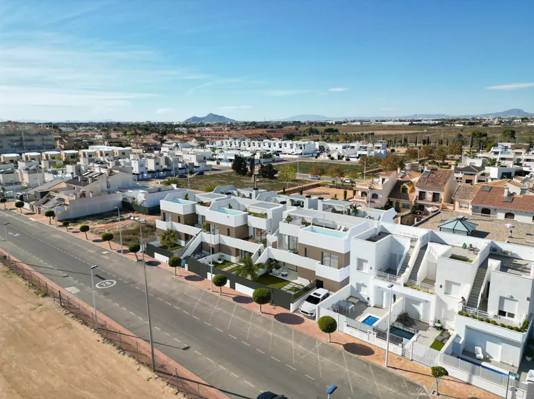 Bungaló en planta baja NV-101474 — foto 3