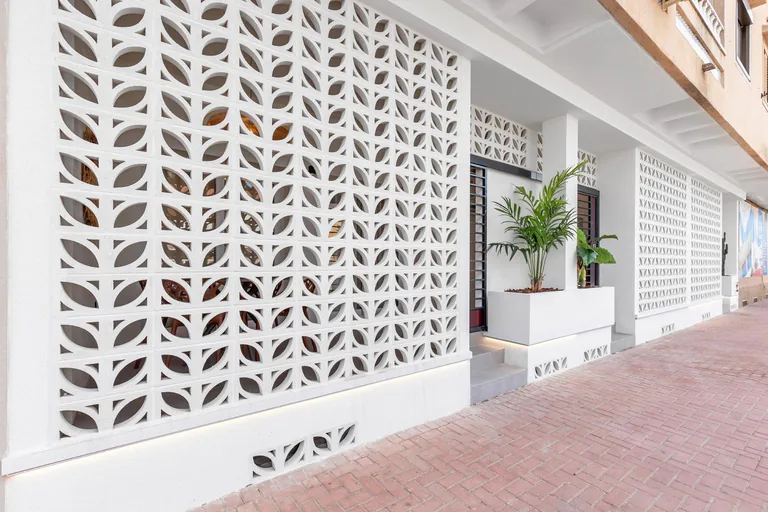 Erdgeschosswohnung in Playa Los Naufragos, Torrevieja
