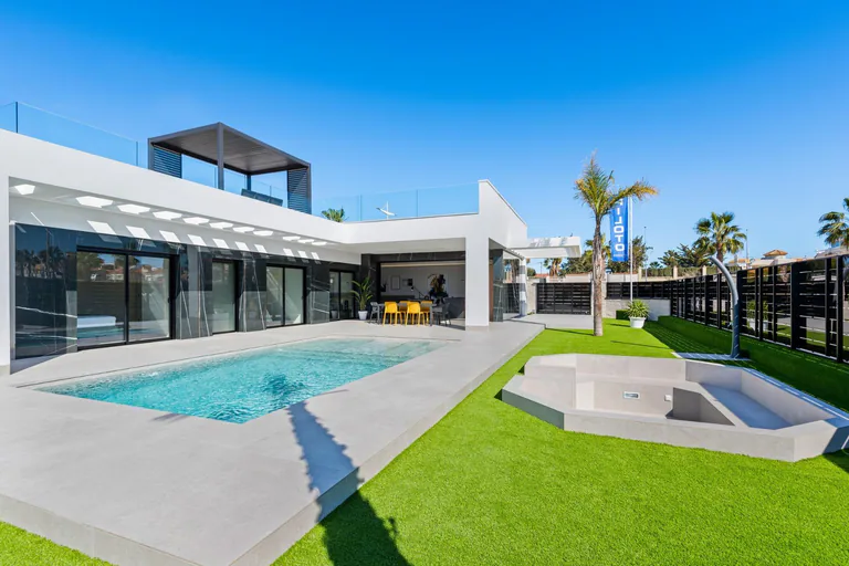 Villas de lujo de nueva construcción en La Finca Golf, Algorfa