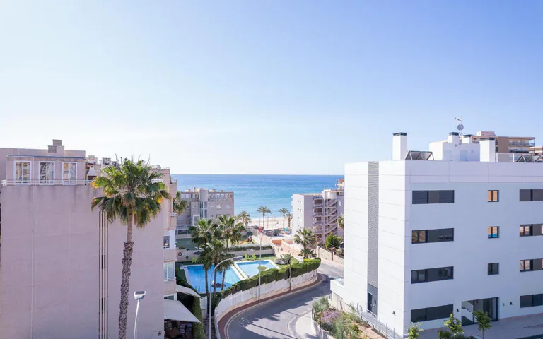 Ático NV-101740 — foto 1