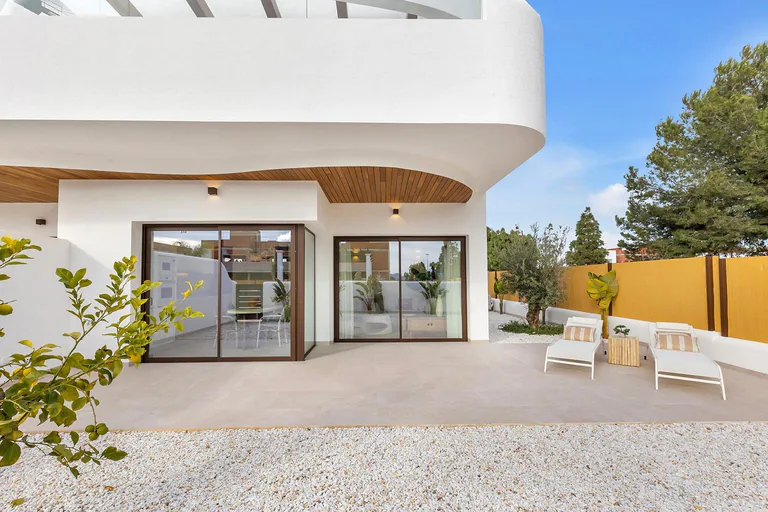 Bungaló en planta baja NV-101747 — foto 68
