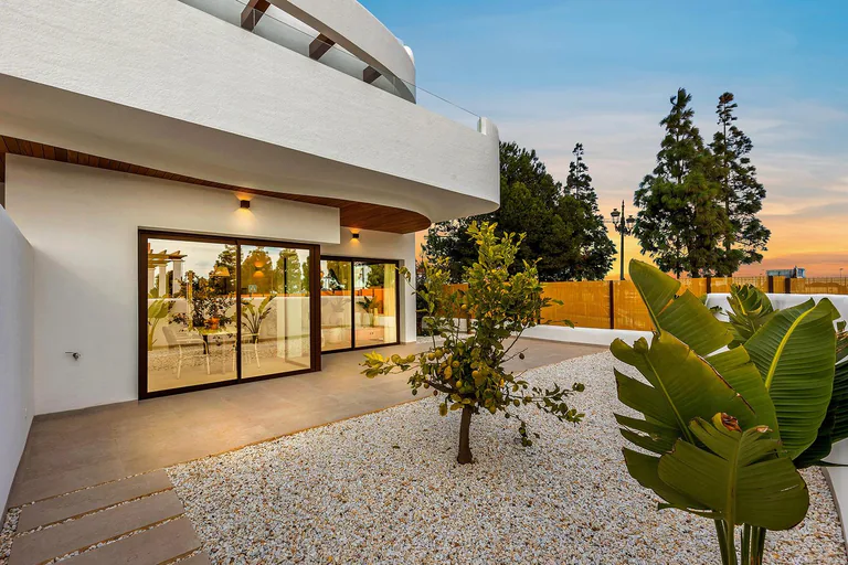 Bungaló en planta baja NV-101747 — foto 94