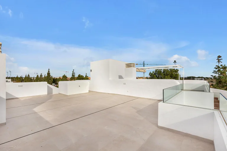 Bungaló en planta alta NV-101749 — foto 68