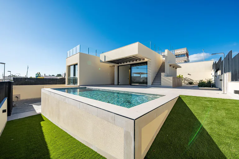 Villa nueva llave en mano con vistas al mar en La Alberca Polop