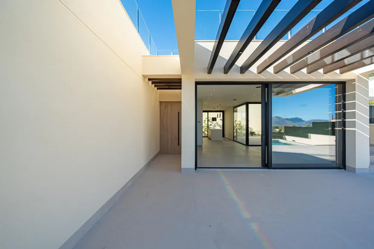 Villa nueva llave en mano con vistas al mar en La Alberca Polop