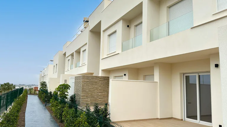 Bungaló en planta alta NV-101929 — foto 1