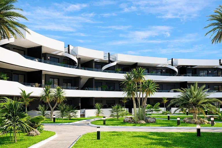 Apartamentos de lujo frente al campo de golf y cerca del mar en Los Alcázares, Costa Cálida