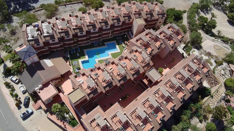 Apartamento en planta baja NV-102049 — foto 2