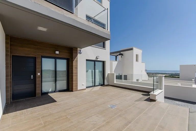 Bungaló en planta baja NV-102123 — foto 3