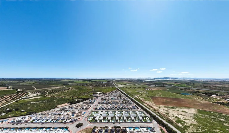Villas de lujo de nueva construcción en Sucina con piscina privada y amplias parcelas
