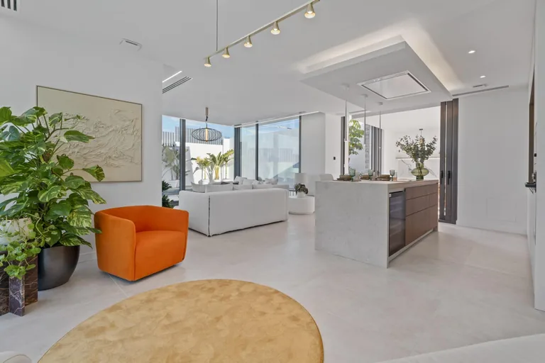 Villas de lujo de nueva construcción en Rincón de Loix, Benidorm, con piscina privada