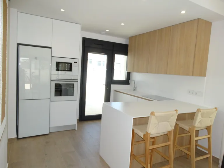 Top floor bungalow NV-102215 — photo 8
