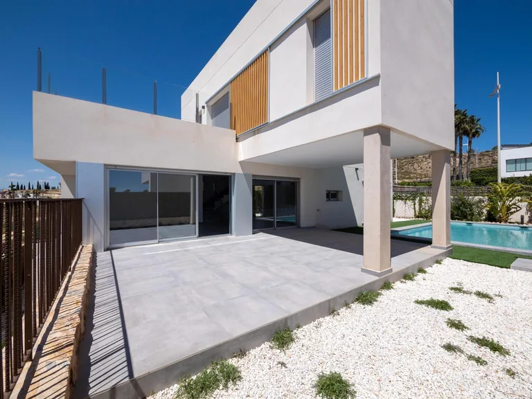 Modern Design Villa with Golf Views