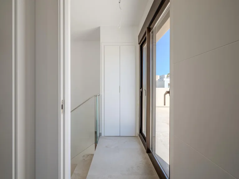 Villa NV-102310 — photo 20