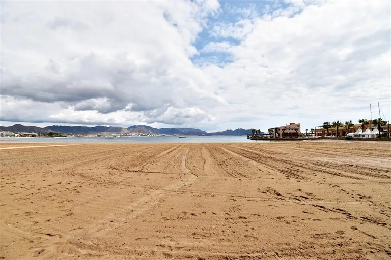 Apartamentos de nueva construcción en Puerto de Mazarrón, a solo 200 metros de la playa