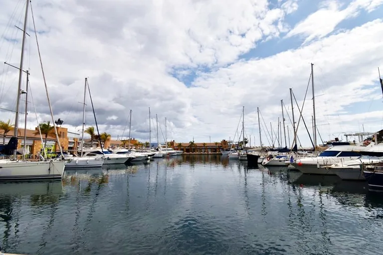 Apartamentos de nueva construcción en Puerto de Mazarrón, a solo 200 metros de la playa