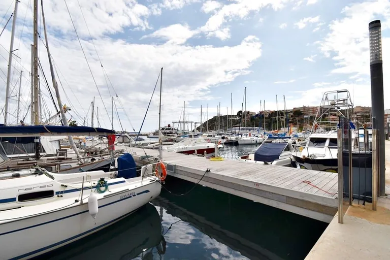 Apartamentos de nueva construcción en Puerto de Mazarrón, a solo 200 metros de la playa