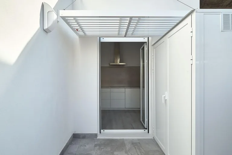 Apartment NV-102402 — photo 35