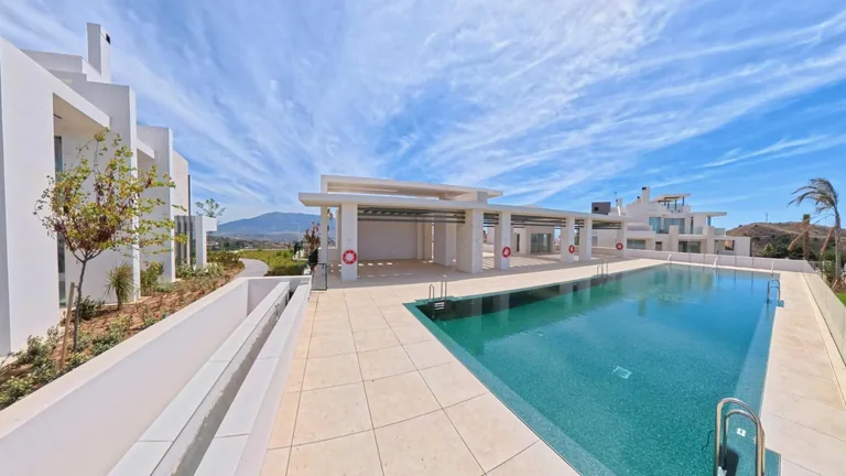 New-build Planta Baja in Ojen